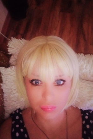 Индивидуалка АННА  СЛАДКАЯ КИСКА ЕСТЬ ПОДРУГА ОТКРОВЕННОЕ ЛЕСБИ