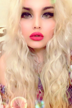 Escort girl Илона транссексуалка