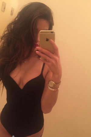 Escort girl Милана