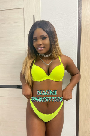 Escort girl naomi