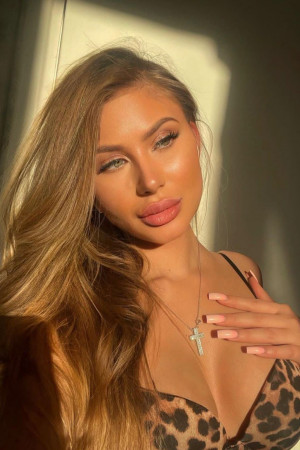 Индивидуалка Юля